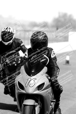 media/Mar-21-2022-Moto Forza (Mon) [[4127b7cc51]]/Around the Pits/